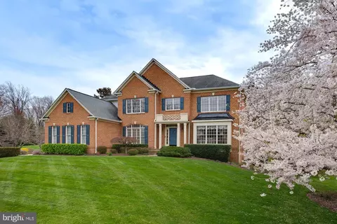 9471 Coral Crest Ln, Vienna, VA 22182