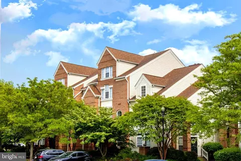 6875 Brindle Heath Way #188, Alexandria, VA 22315