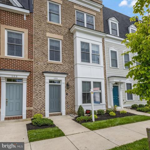 155 Center St S #16, Vienna, VA 22180