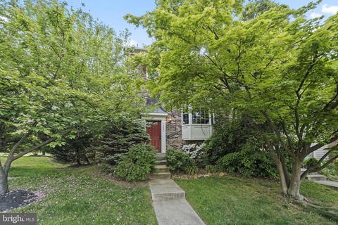 4501 Little River Run Dr, Annandale, VA 22003