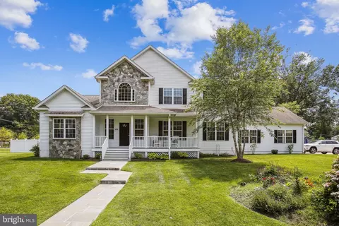1201 Alden Rd, Alexandria, VA 22308