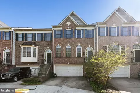 3860 Elmwood Towne Way, Alexandria, VA 22303