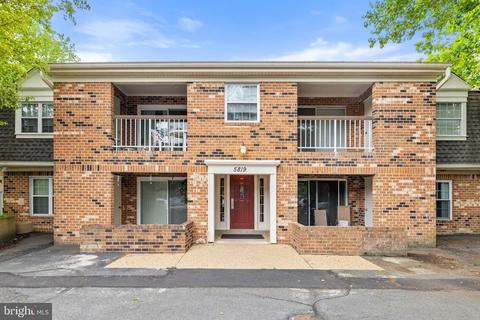 5819 Cove Landing Rd #302, Burke, VA 22015
