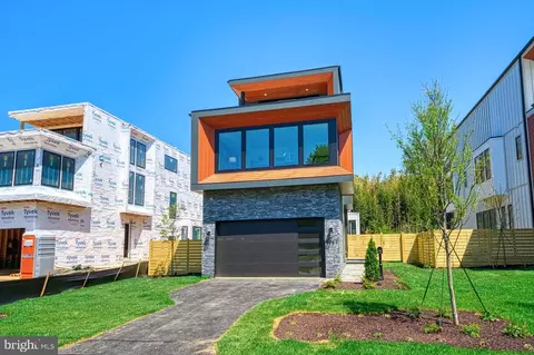 1201 Buchanan St, Mclean, VA 22101
