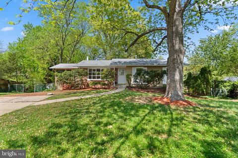 6112 Rockglen Dr, Springfield, VA 22152