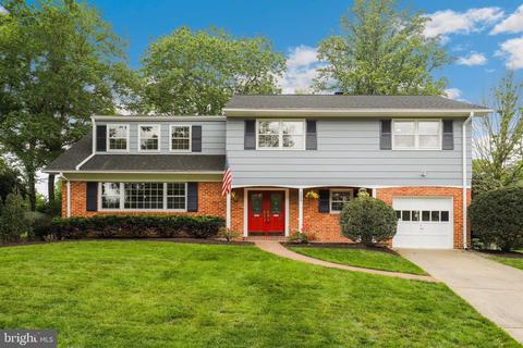 2609 Stirrup Ln, Alexandria, VA 22308