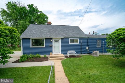 6714 Gouthier Rd, Falls Church, VA 22042
