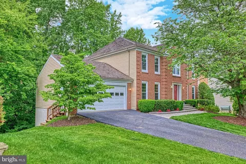 5902 Reservoir Heights Ave, Alexandria, VA 22311