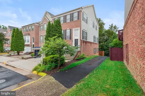 13640 Cedar Run Ln, Herndon, VA 20171