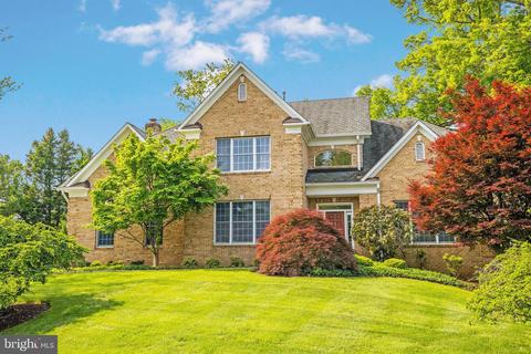 9511 Bent Creek Ln, Vienna, VA 22182