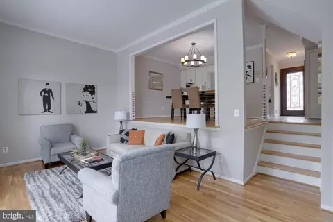 5512 Beaconsfield Ct, Burke, VA 22015 photo 13