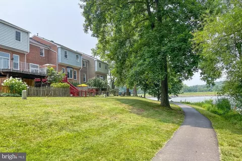 5512 Beaconsfield Ct, Burke, VA 22015 photo 38