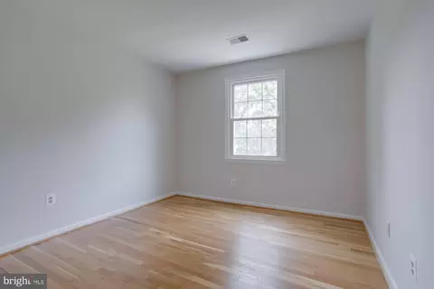 5512 Beaconsfield Ct, Burke, VA 22015 photo 27