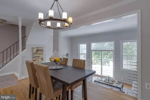 5512 Beaconsfield Ct, Burke, VA 22015 photo 17