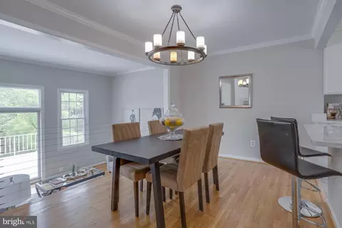 5512 Beaconsfield Ct, Burke, VA 22015 photo 19