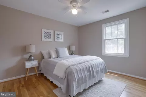 5512 Beaconsfield Ct, Burke, VA 22015 photo 22