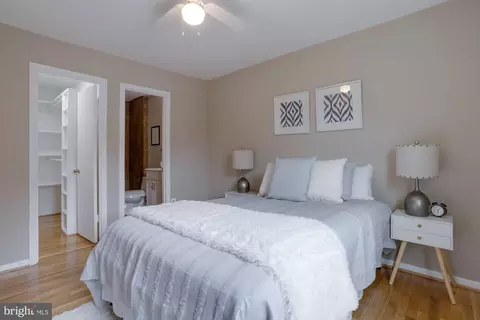 5512 Beaconsfield Ct, Burke, VA 22015 photo 23