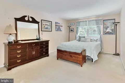 8415 Rainbow Bridge Ln, Springfield, VA 22153 photo 20