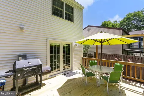8415 Rainbow Bridge Ln, Springfield, VA 22153 photo 28