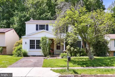 8415 Rainbow Bridge Ln, Springfield, VA 22153