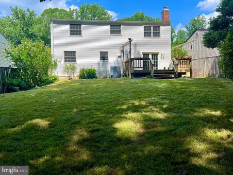 8415 Rainbow Bridge Ln, Springfield, VA 22153 photo 31