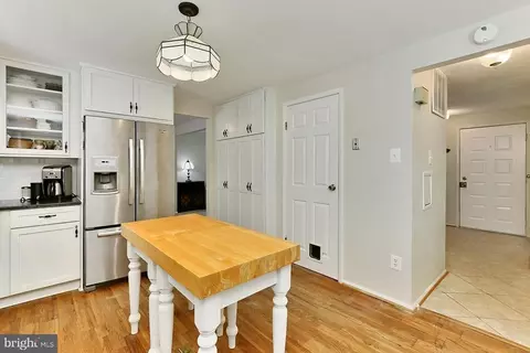 8415 Rainbow Bridge Ln, Springfield, VA 22153 photo 13