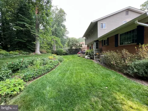 6010 Nassau Dr, Springfield, VA 22152 photo 41