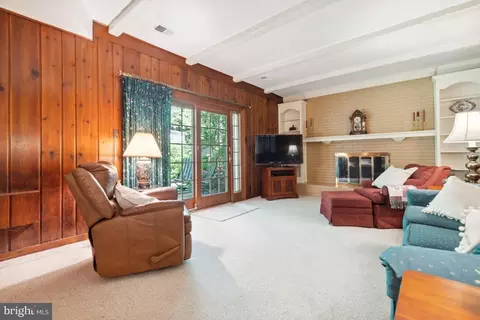 6010 Nassau Dr, Springfield, VA 22152 photo 20
