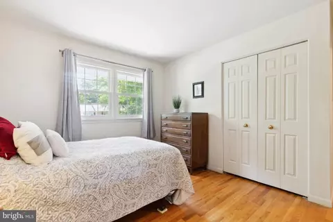 6010 Nassau Dr, Springfield, VA 22152 photo 30