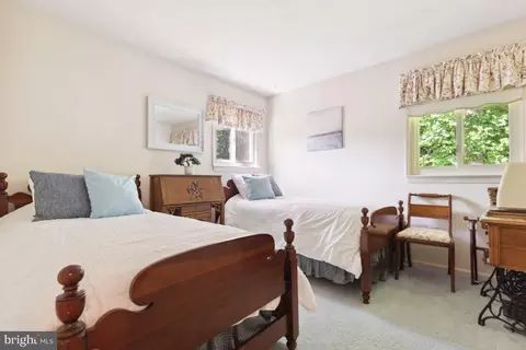 6010 Nassau Dr, Springfield, VA 22152 photo 27