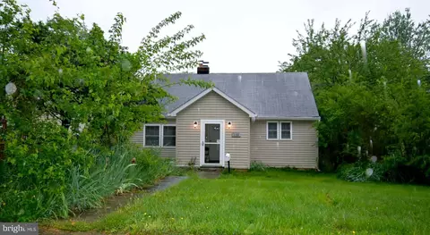 3133 Cofer Rd, Falls Church, VA 22042