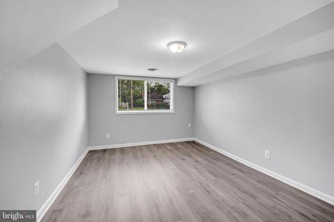7422 Elgar St, Springfield, VA 22151 photo 23