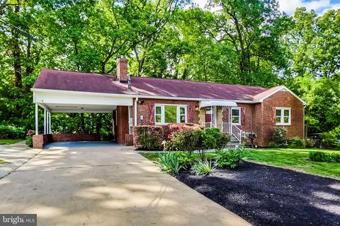 5807 Dawes Ave, Alexandria, VA 22311