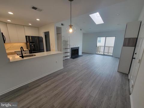 7809 Harrowgate Cir #C, Springfield, VA 22152 photo 5
