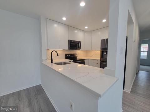 7809 Harrowgate Cir #C, Springfield, VA 22152 photo 38