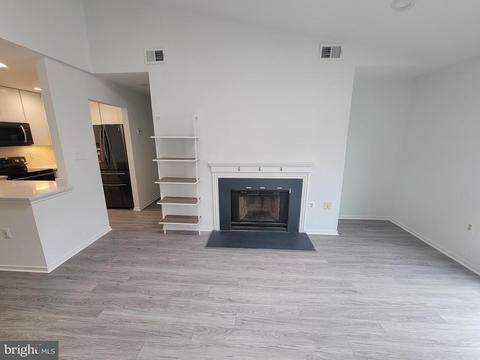 7809 Harrowgate Cir #C, Springfield, VA 22152 photo 13