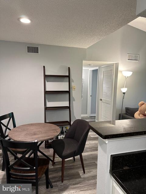 1536 Lincoln Way #302B, Mclean, VA 22102