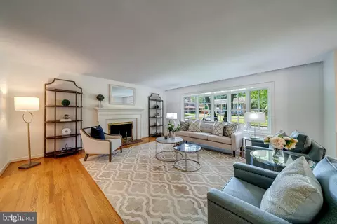 6166 Mori St, Mclean, VA 22101 photo 9