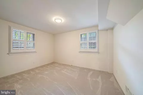 6166 Mori St, Mclean, VA 22101 photo 37