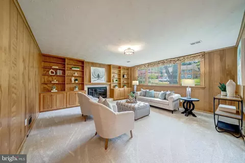 6166 Mori St, Mclean, VA 22101 photo 32