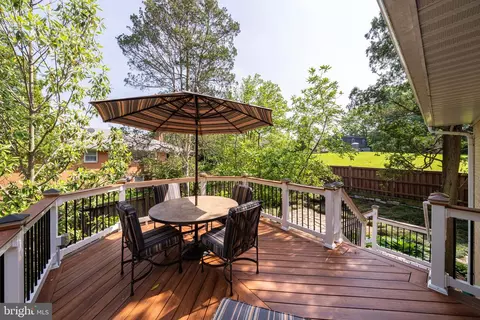 6166 Mori St, Mclean, VA 22101 photo 6