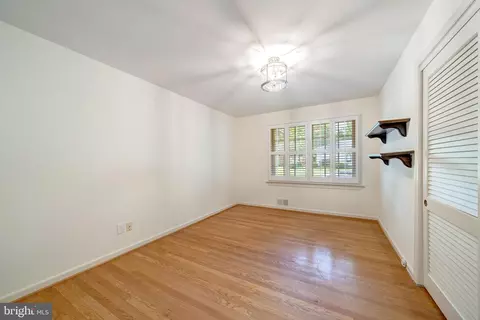 6166 Mori St, Mclean, VA 22101 photo 29