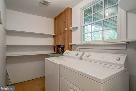 6166 Mori St, Mclean, VA 22101 photo 39