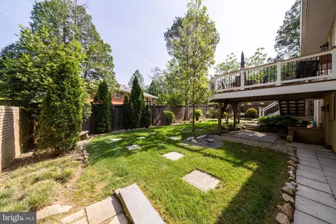6166 Mori St, Mclean, VA 22101 photo 4