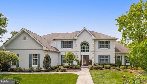 10317 Brittenford Dr, Vienna, VA 22182