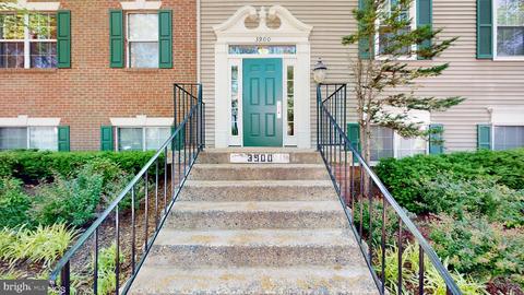3900 Golf Tee Ct #301, Fairfax, VA 22033