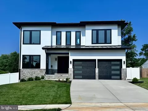 1806 Olney, Falls Church, VA 22043