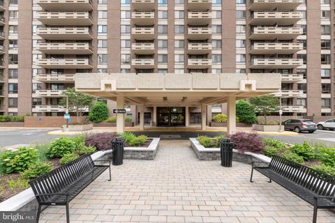 1808 Old Meadow Rd #717, Mclean, VA 22102