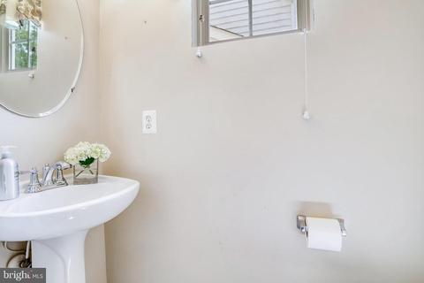 9033 Harrover Pl, Lorton, VA 22079 photo 24