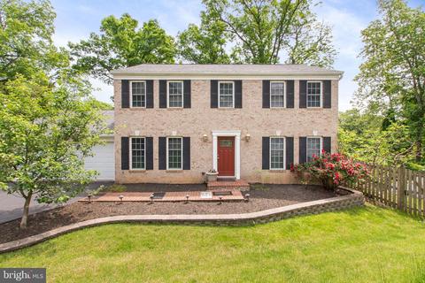 7585 Ruxton Dr, Springfield, VA 22153 photo 2